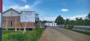 Proyek Pelebaran Jembatan di Wilayah Cikeusik Membahayakan Pekerja Dan Penguna Jalan