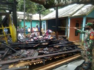Kebakaran di Calungbungur Kec. Sajira Diduga akibat Korsleting Listrik