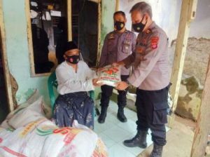 Sat Binmas Polres Lebak Salurkan Bantuan ke Yayasan Al Askilaf Kp. Rancasema