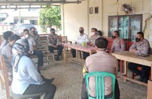 Evaluasi Kinerja Anggota, Kapolsek Malingping Polres Lebak Pimpin ANEV Mingguan