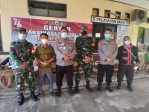Jajaran Polsek Bayah Polres Lebak Bersama UPDT Rawat Inap Bayah Kembali Gelar Gebyar Vaksinasi Dosis 2