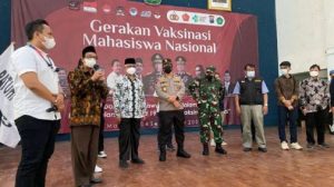 Sukses Gelar Vaksinasi, Wakapolda Jatim, Kasdam V Brawijaya dan Rektor UIN Malang Apresiasi Aliansi Mahasiswa Nasional