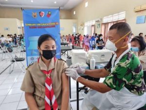Generasi Milenial Dominasi Serbuan Vaksinasi di Lanud Sam Ratulangi Manado