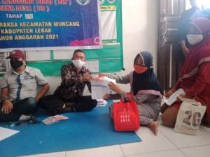 Pemdes Jagaraksa Salurkan BLT DD Tahap 9 untuk 96 KPM