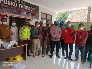 Pembagian BLT DD Tahap 9 dan Vaksinasi di Desa Pasirnangka Kecamatan Muncang