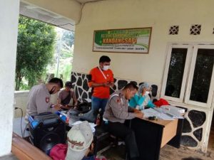 Wujudkan Herd Imunnity, Polsek Cijaku Polres Lebak Gebyar Vaksinasi Sasar Karyawan Perkebunan Karet PT. Banten Planting