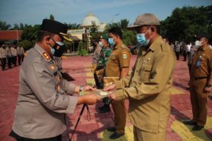 Berprestasi dalam Percepatan Penanganan Pandemi, Kapolres Lebak Polda Banten berikan Penghargaan