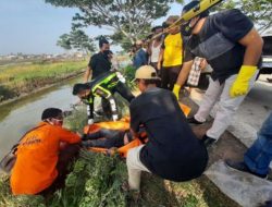 Kecelakaan Terjun Ke Empang, Satlantas Polres Serang Kota Polda Banten Evakuasi Korban