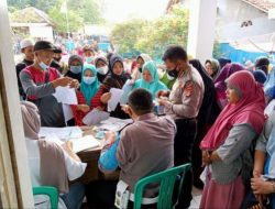 Sukseskan Program Vaksinasi Nasional, Polsek Cijaku Polres Lebak Gebyar Vaksinasi Ke Kampung-Kampung