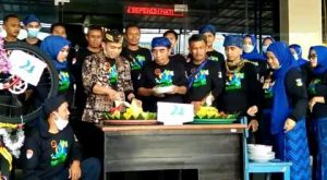 Di Hari Jadi Banten Ke 21, Samsat Malingping Gelar Syukuran dan Potong Tumpeng