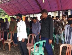 Memprihatinkan, Pemdes Karyabuana Gelar Musrenbang di Tenda Posko Darurat