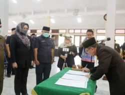 PELANTIKAN 73 PEJABAT ADMINISTRATOR ESELON III LINGKUP PEMKAB PANDEGLANG