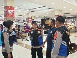 Subsatgas Binmas Polres Tasikmalaya Kota Berikan Himbauan dan pesan Kamtibmas kepada para pengunjung Mall Asia Plaza