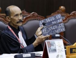 Kejutan Advokat Arifin, Gugat SIM, STNK dan Nopol Jadi Seumur Hidup?