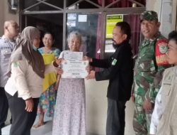 Kebersamaan TNI-Polri dan Petugas PSM saat Sambangi Masyarakat Ciampel