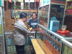 Anggota Patroli Prekat Polsek Tirtajaya Polres Karawang gencar melaksanakan Operasi Razia Miras