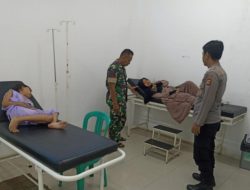Personil Polsek Tegalwaru dan Pembina TNI 0410 Pangkalan Sigap Bantu Korban Kecelakaan Tunggal