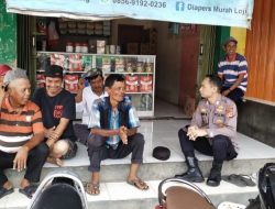 Sebelum Laksanakan Sholat Jum’at Personil Polsek Tegalwaru Dengar Curhat Masyarakat