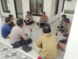 Kapolsek Pangkalan Dengarkan Curhatan Masyarakat Desa Tamanmekar