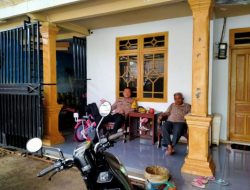 Bhabinkamtibmas Desa Manggungsari Polsek Rajapolah Polres Tasik Kota, Melaksanakan giat sambang warga dalam rangka silaturahmi dan sekaligus penyampaian himbauan kamtibmas