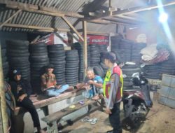 TINGKATKAN PATROLI MALAM HARI POLSEK SUKARATU POLRES TASIK KOTA POLDA JABAR, ANTISIPASI GANGGUAN KAMTIBMAS, C3, BERANDALAN MOTOR DAN GANGGUAN KAMTIBMAS LAINNYA RUTIN MELAKSANAKAN PATROLI KE DAERAH RAWAN KAMTIBMAS