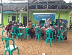 Polsek Gunungtanjung Polres Tasik Kota Polda Jabar Sinergitas TNI-POLRI Menghadiri dan Monitoring Kegiatan Forum Konsultasi Publik (FKP) Pendataan Awal Registrasi Sosial Ekonomi (REGSOSEK) Tingkat Desa Malatisuka