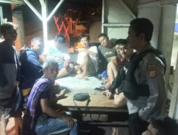 Sambangi Ronda Malam, Polsek Karangjaya Polres Tasik Kota, Sampaikan Himbauan Kamtibmas