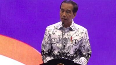 HUT ke-78 PGRI, Jokowi Soroti Timpangnya Sarpras Sekolah di Kota dan Daerah 3T