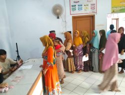 Pelayanan kepada 492 KPM BPNT tahap 1 untuk 2 bulan di Desa Karyabuana Kec. Cigeulis
