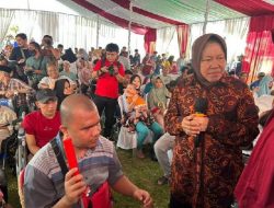 Tinjau Baksos di Lebak, Mensos Risma Minta Pendamping PKH Bantu Data Warga