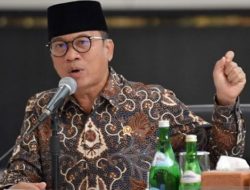 Mendes PDT Yandri Susanto Imbau Masyarakat Laporkan Pungli dalam Rekrutmen Pendamping Desa
