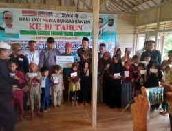Milad ke-10: Media Bungas Banten Santuni Yatim Piatu dan Gelar Khitanan Massal