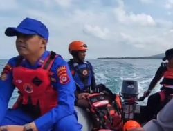 Wisatawan Asal Bogor Hilang Terseret Ombak di Pantai Carita, Tim SAR Banten Lakukan Pencarian