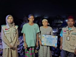 YBM PLN UID Banten Salurkan Bantuan untuk Korban Kebakaran di Desa Tanjungan