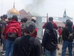 HUT Kabupaten Serang ke-499, Mahasiswa Desak Pemerintah dan DPRD Ungkap Kasus Mark’up Website Desa