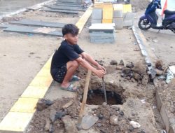Mahasiswa Ultimatum DPUPR, Bongkar Dugaan Korupsi Proyek Pedestrian Royal