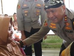 Kapolres Serang AKBP Condro Sasongko, Meninjau Langsung Warga Desa Cigelam