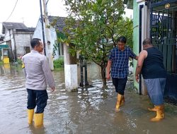 Petugas Polsek Cikande, Polres Serang yang dipimpin langsung Kapolsek Cikande AKP Tatang