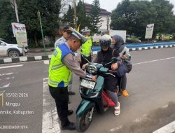 Hari Ke-14 Operasi Keselamatan Maung 2026, Sat Lantas Polres Lebak Gelar Himbauan Humanis di Alun-alun Rangkasbitung