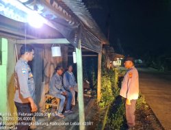 Antisipasi Gangguan Kamtibmas Anggota Polsek Maja Polres Lebak Laksanakan Patroli Dialogis Malam Hari Bersama Warga