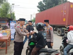Polsek Jawilan Bagikan Takjil Gratis, Wujud Kepedulian di Bulan Ramadan