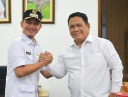 Sepakat Damai Demi Lebak, Hasbi Jayabaya Kunjungi Rumah Amir Hamzah