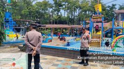 Anggota Polsek Rangkasbitung dari Unit KSPKT Gelar Monitoring di Kolam Renang BIM