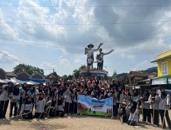 Rombongan Mahasiswa Asal Cilegon tour ke Baduy