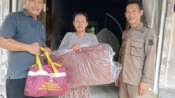 Respon Cepat Satpol-PP Sajira Pantau Penyaluran Bantuan Korban Pasca Bencana Kebakaran