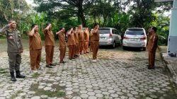 Tingkatkan Disiplin dan Pelayanan, Camat Curugbitung Delegasikan Apel Senin untuk Pembinaan Pegawai