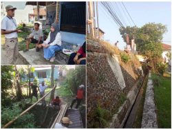 Warga Muara Ciujung Barat Kompak Gelar Jumsih Bersihkan Drainase