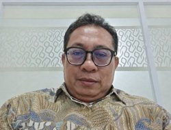 Geliat Bayang-Bayang Sang Mantan