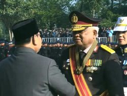 Presiden Prabowo Anugerahkan Bintang Kehormatan kepada Dewan Pertimbangan SMSI Pusat, Taufiequrachman Ruki