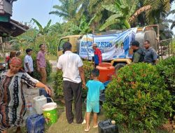 Warga Kp. Pajagan Desa Karangpamidangan Terima Bantuan Air Bersih Dari Dinas PUPR Kabupaten Lebak